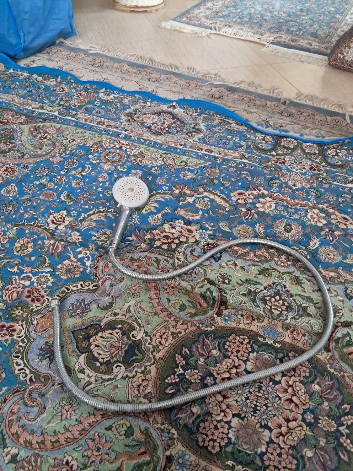سر دوش حمام شلنگ کارکرده ۱۵۰تومان فروشی فوری|لوازم حمام|قم, بنیاد|دیوار