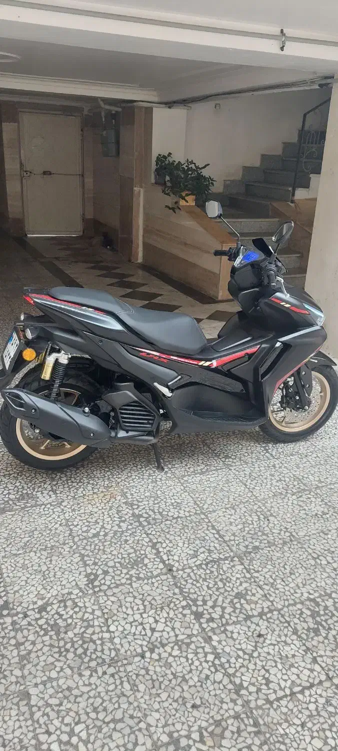 موتور آیروکس ۱۴۰۱|موتورسیکلت|ساری, |دیوار