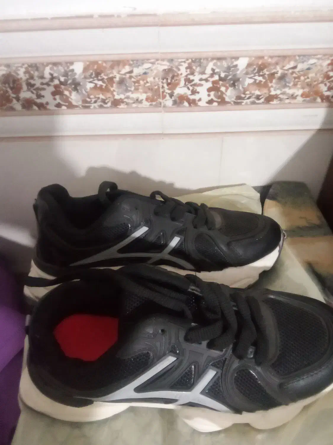 کتونی‌سایز39|کیف، کفش، کمربند|صفادشت, |دیوار