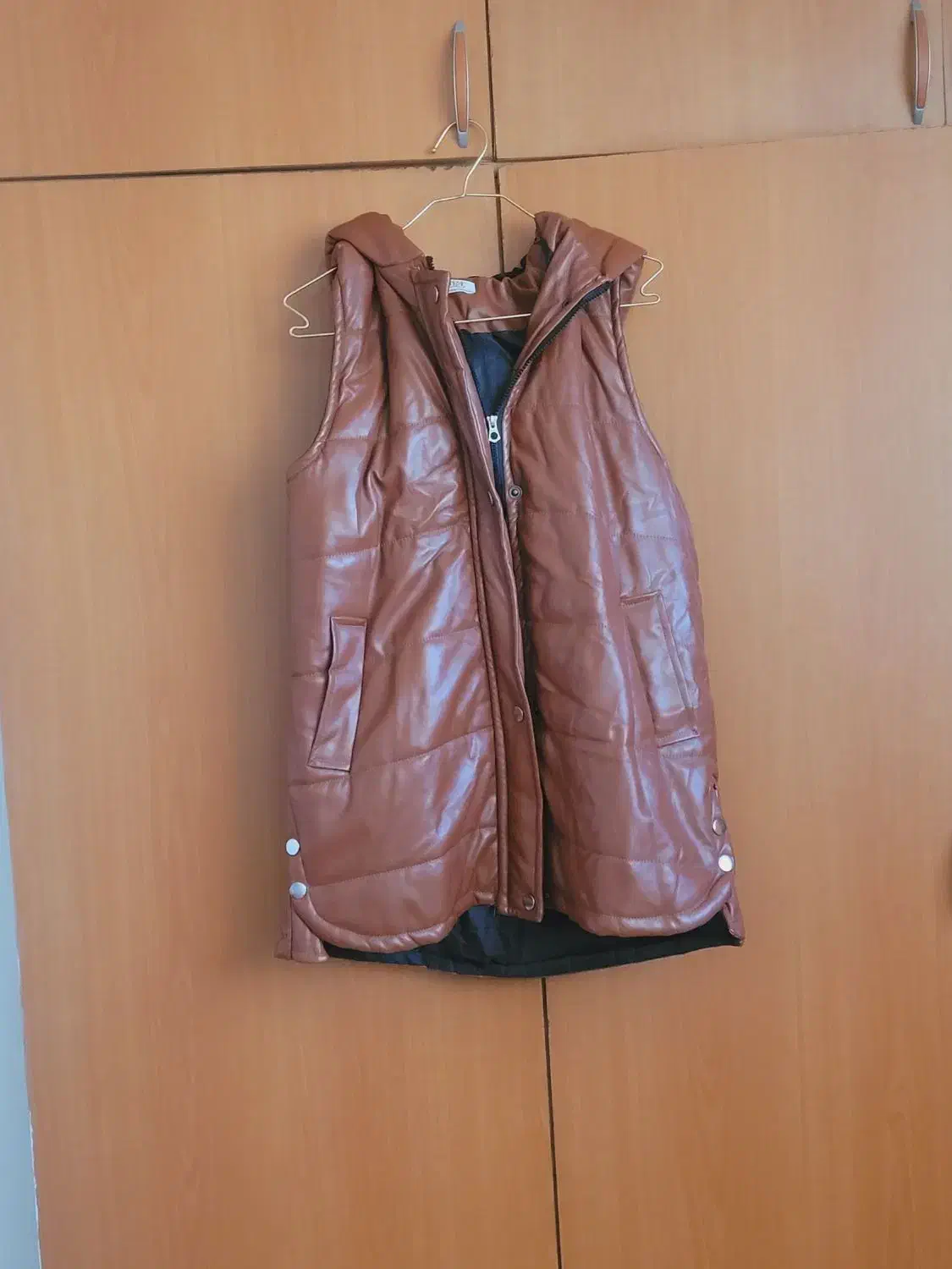 بارانی وپافر درحد نو فقط ۴۰۰|لباس|اصفهان, آهنگران|دیوار