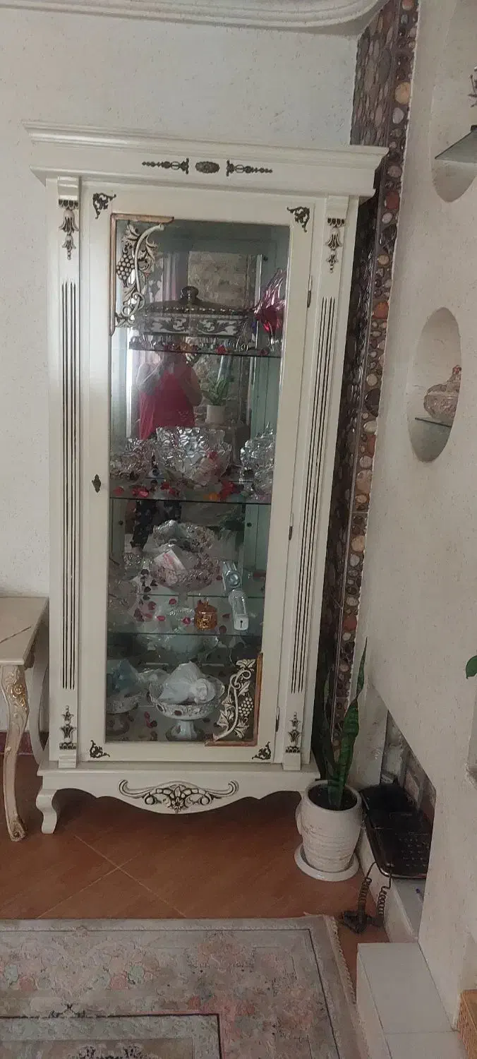 ویترین سالم|بوفه، ویترین، کنسول|رشت, حمیدیان|دیوار