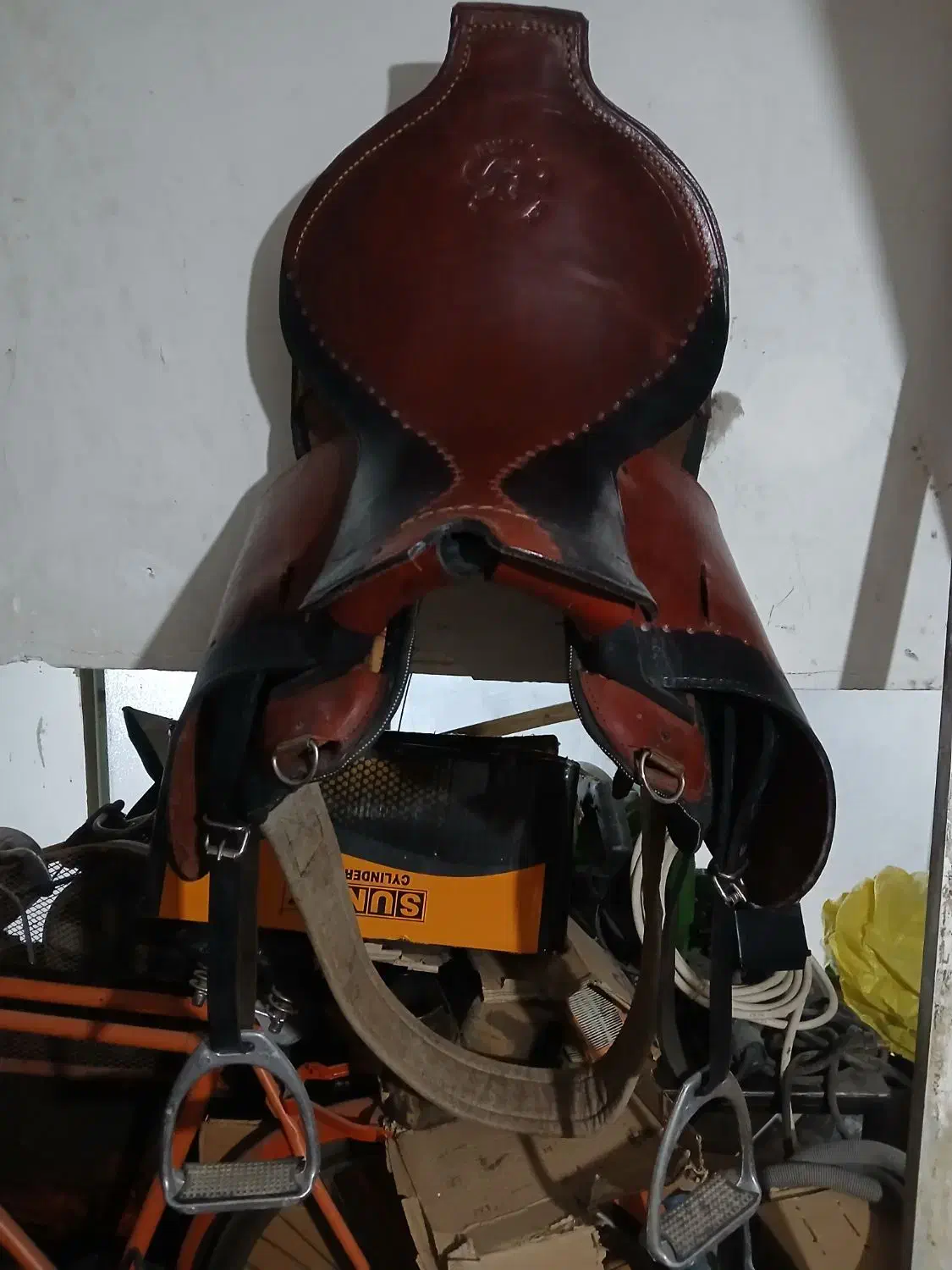 زین اسب|اسب و تجهیزات اسبسواری|قم, باغ شریفی|دیوار