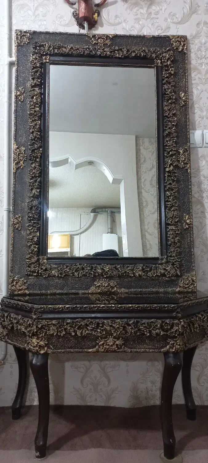 اینه به همراه میز سالم|مبلمان خانگی و میز عسلی|وحیدیه, |دیوار