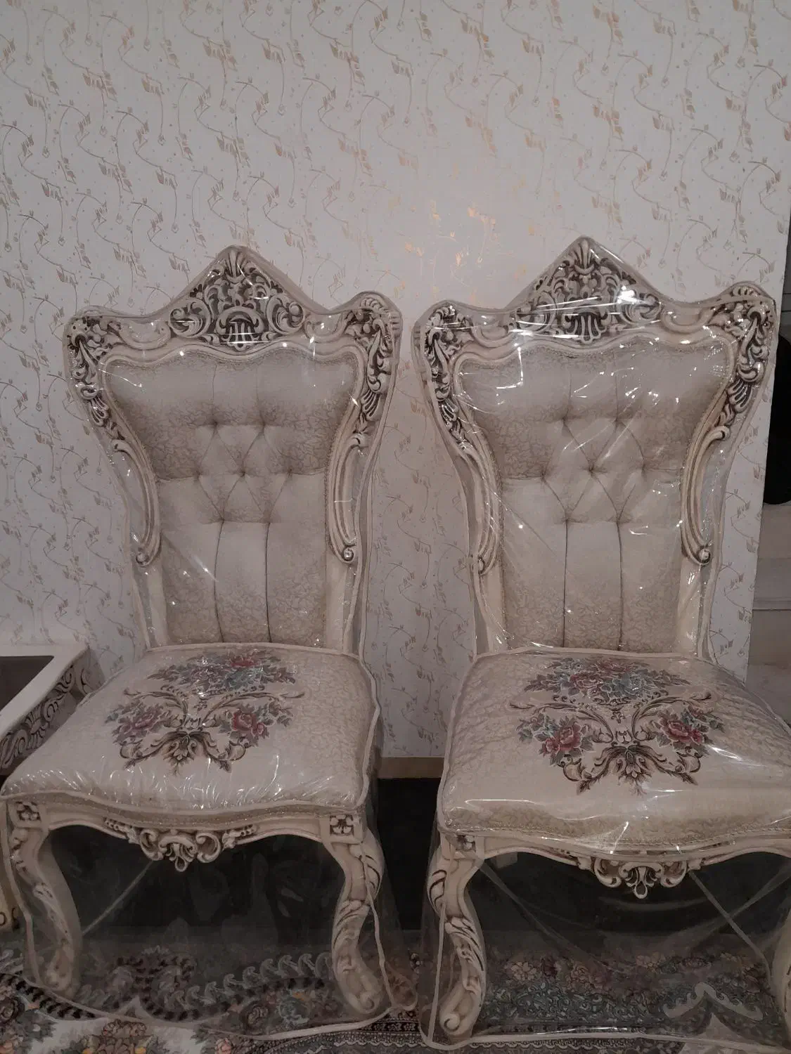 مبل سلطنتی|مبلمان خانگی و میز عسلی|یزد, |دیوار