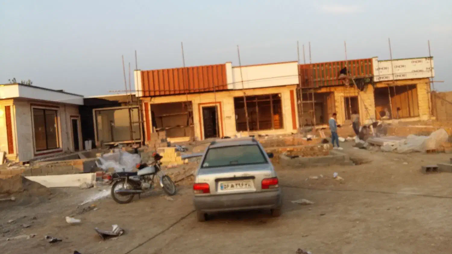 تابلو کامپوزیت نمای ویلا سمنت برد لوور  کرتین وال|خدمات پیشه و مهارت|کرج, کمال‌شهر|دیوار