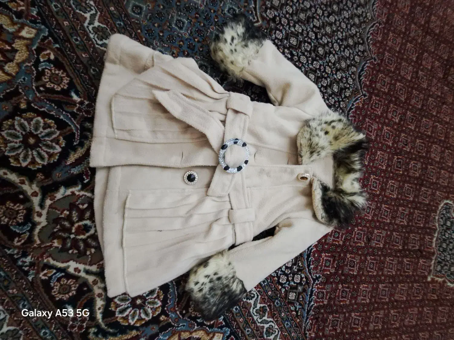 دو عدد پالتوی دخترانه|کفش و لباس بچه|پاکدشت, پاکدشت (مامازند)|دیوار