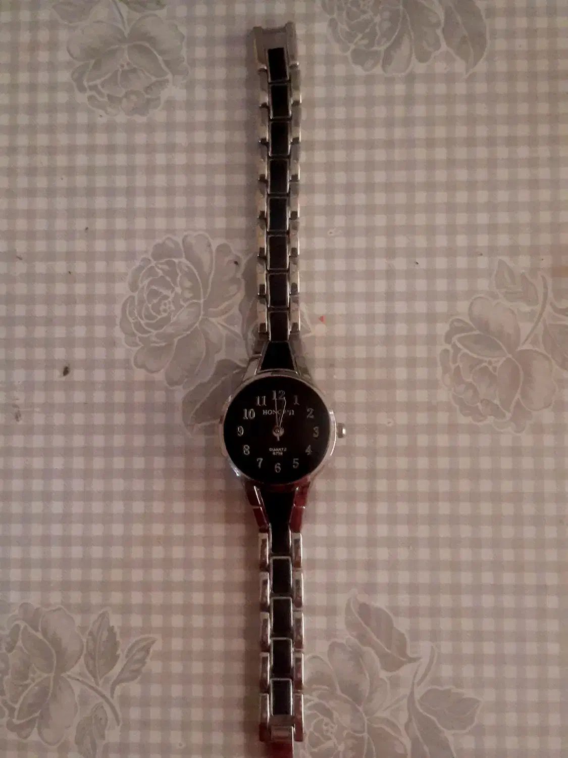 ساعت مچی زنانه مارک هانگری همراه باطری اضافه|ساعت|اهواز, گلستان|دیوار