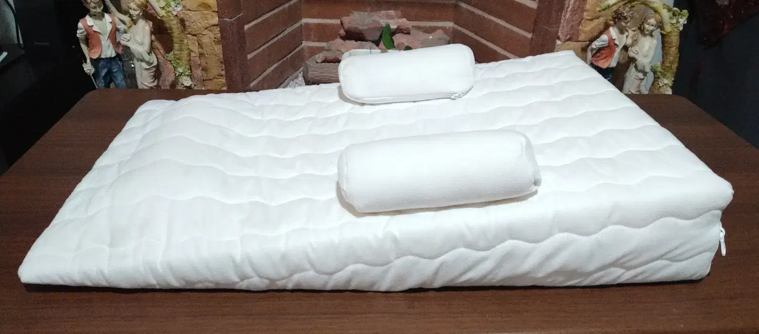 تشک آنتی رفلاکس.و قنداق سوئیسی|اسباب و اثاث بچه|رشت, رشتیان|دیوار