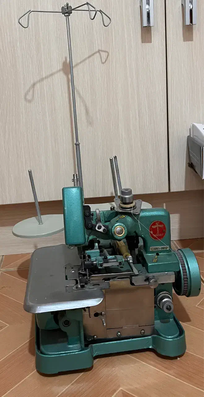 چرخ سردوز سنجاقک|چرخ خیاطی و ریسندگی|زنجان, |دیوار