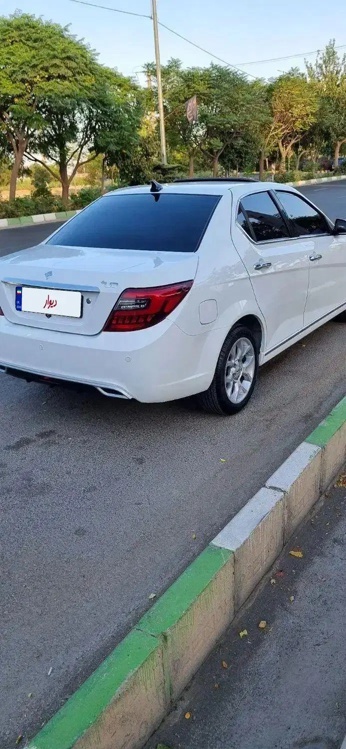 دنا پلاس 6 دنده توربو، مدل ۱۴۰۲|خودرو سواری و وانت|قم, کلهری|دیوار