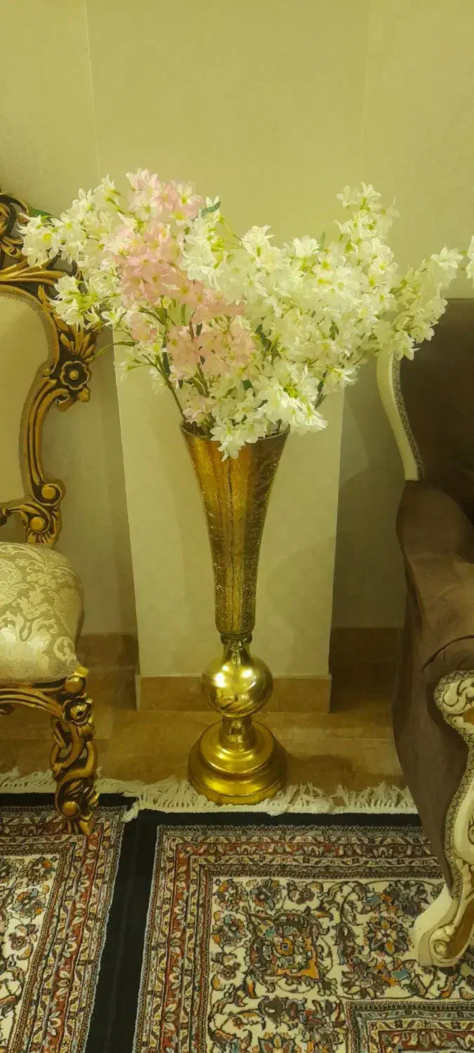 گلدان همراه با گل|گل مصنوعی|اردبیل, |دیوار