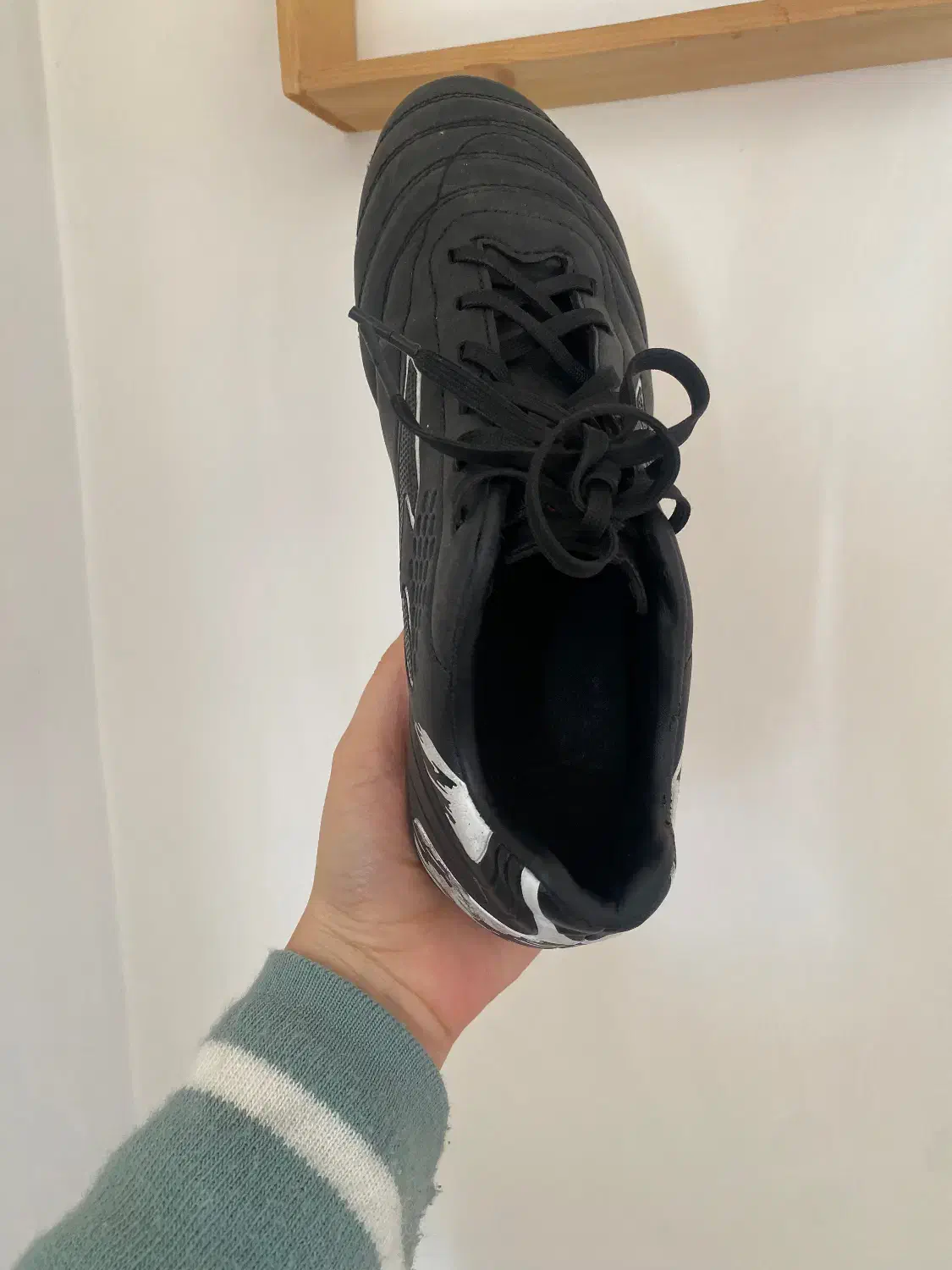 کفش استوک روی چمن|کیف، کفش، کمربند|سقز, |دیوار