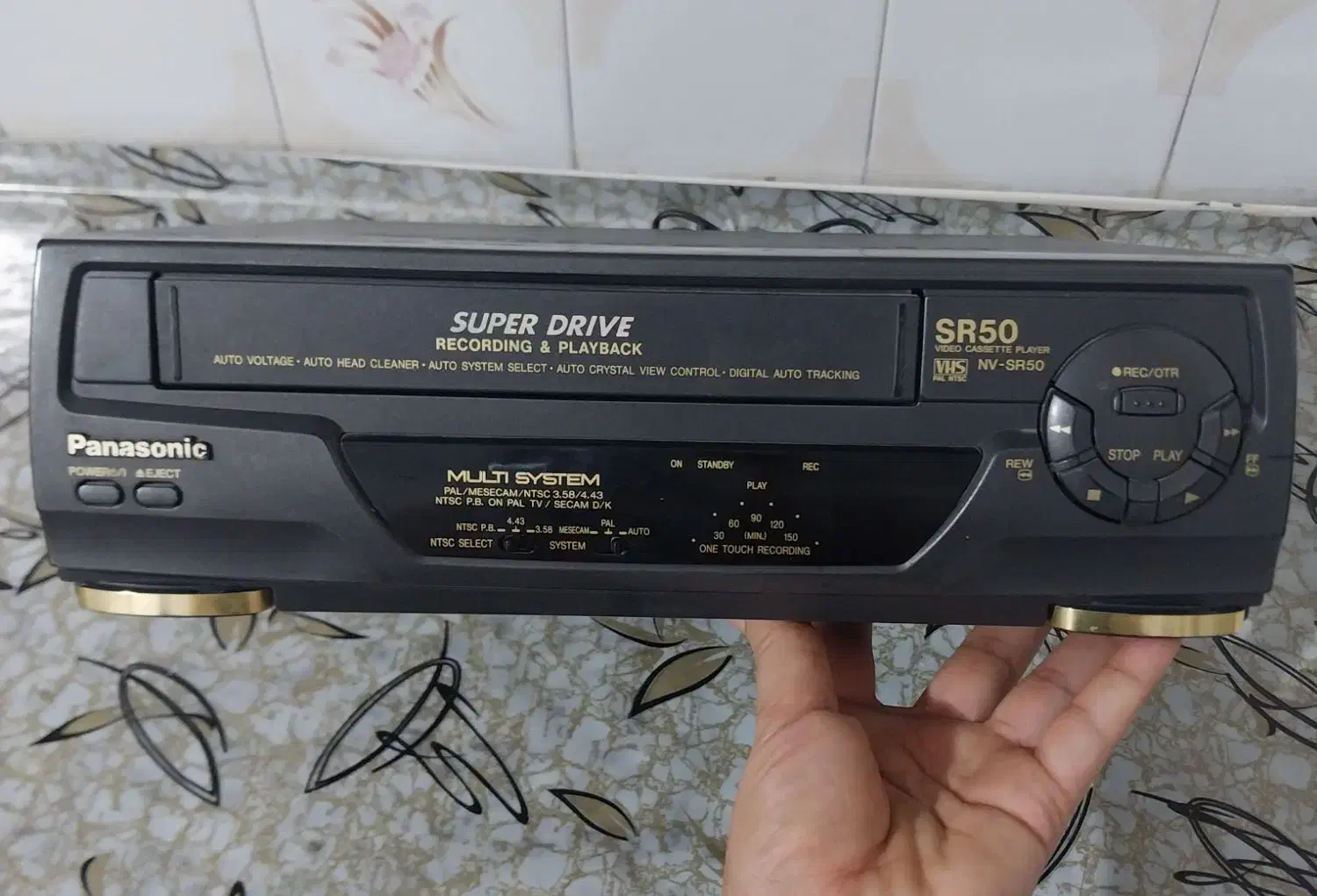 تعدادی وسایل|قطعات و لوازم جانبی رایانه|داراب, |دیوار