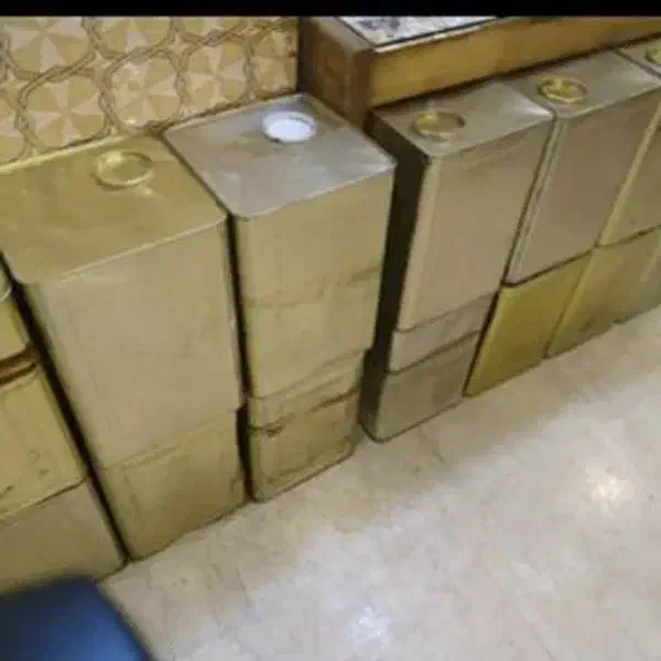فروش گالن 20 کیلویی و حلب 27 کیلویی|ظروف نگهدارنده، پلاستیکی، یک‌بارمصرف|اراک, |دیوار
