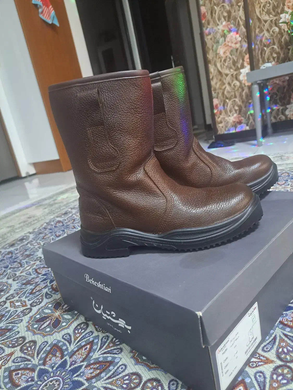 کفش بهشتیان چلنجر|کیف، کفش، کمربند|شاهینشهر, فدک|دیوار