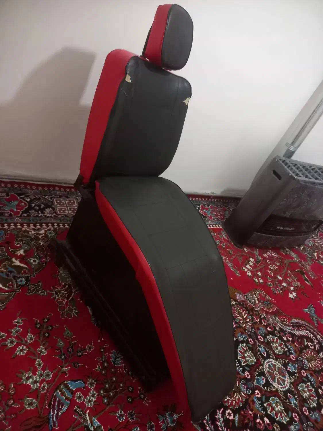 صندلی|آرایشگاه و سالن‌های زیبایی|چالدران, |دیوار