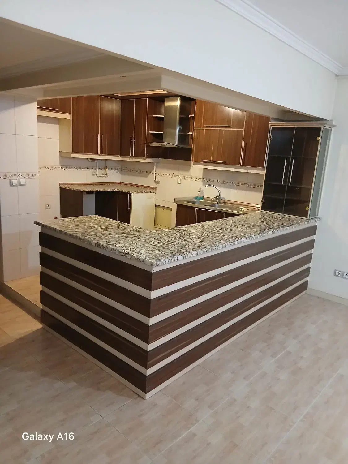 اجاره آپارتمان|اجارهٔ آپارتمان|همدان, |دیوار