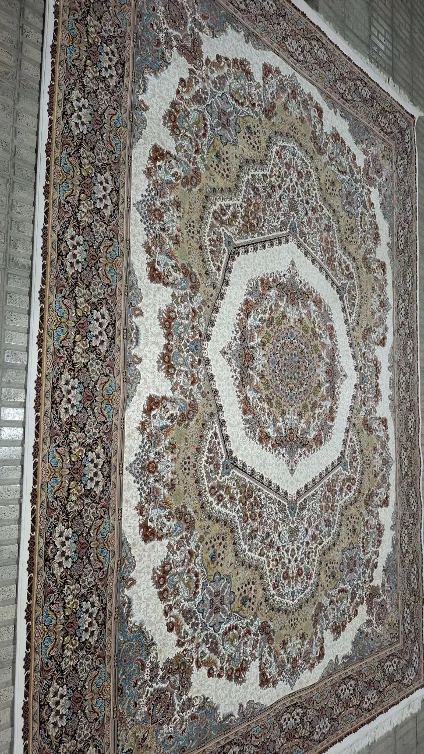 ۱۲متری۱۰۰۰شانه ده رنگ درحدجهیزیه ۶ماه پهن بوده|فرش|نظرآباد, رسالت|دیوار