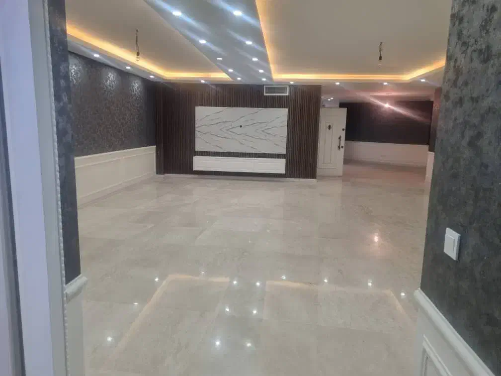 فروش واحدشخصی سازسندتک ۱۸۰متر سه خواب نوساز|فروش آپارتمان|تهران, کوهک|دیوار