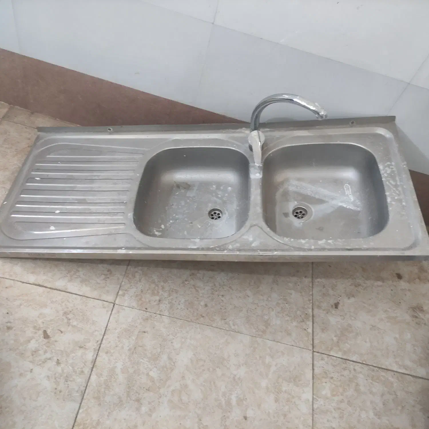 سینک دولگن در حد نو|لوازم سرویس بهداشتی|خوی, |دیوار