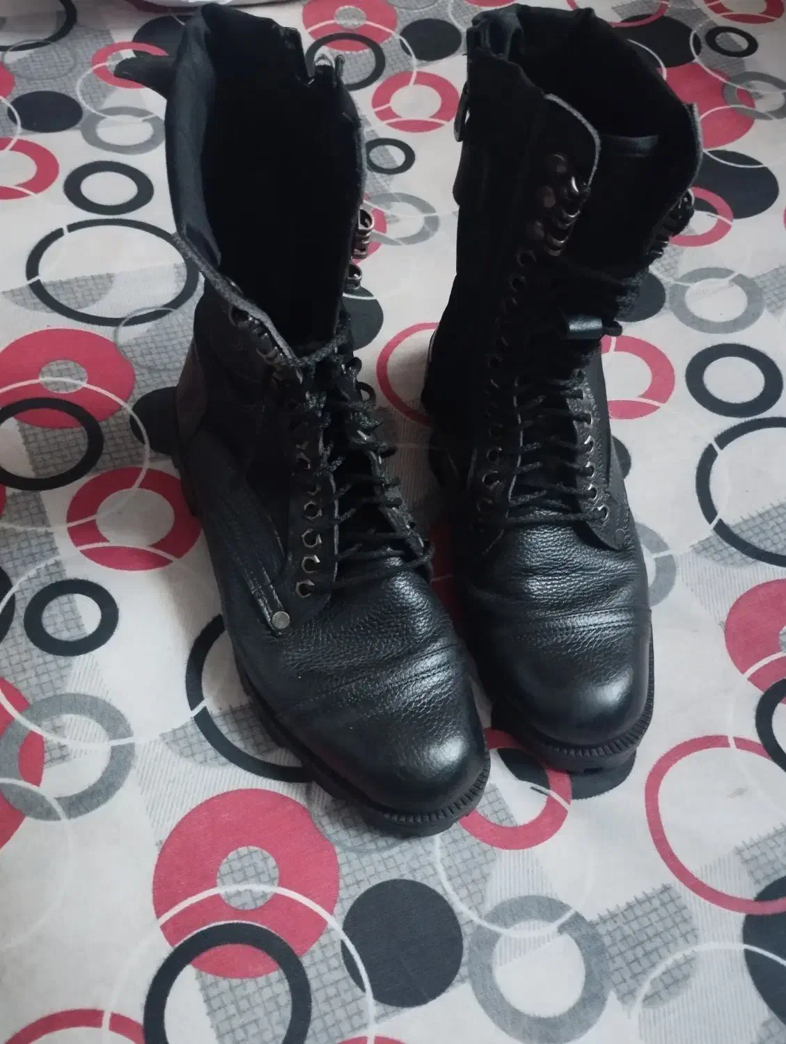 پوتین بیرجندی خیلی کم استفاده شده|کیف، کفش، کمربند|شیراز, تحویلی|دیوار