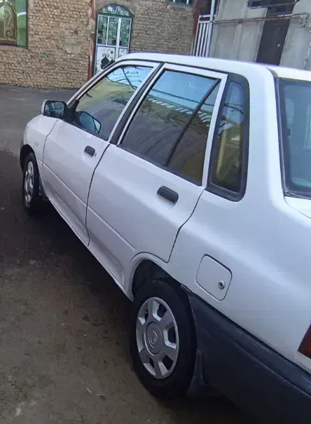 پراید تمیز|خودرو سواری و وانت|بروجرد, |دیوار