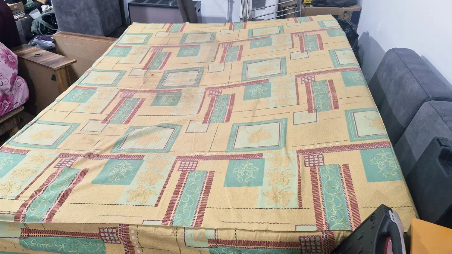 تخت دونفره|تخت و سرویس خواب|رشت, شالکو|دیوار