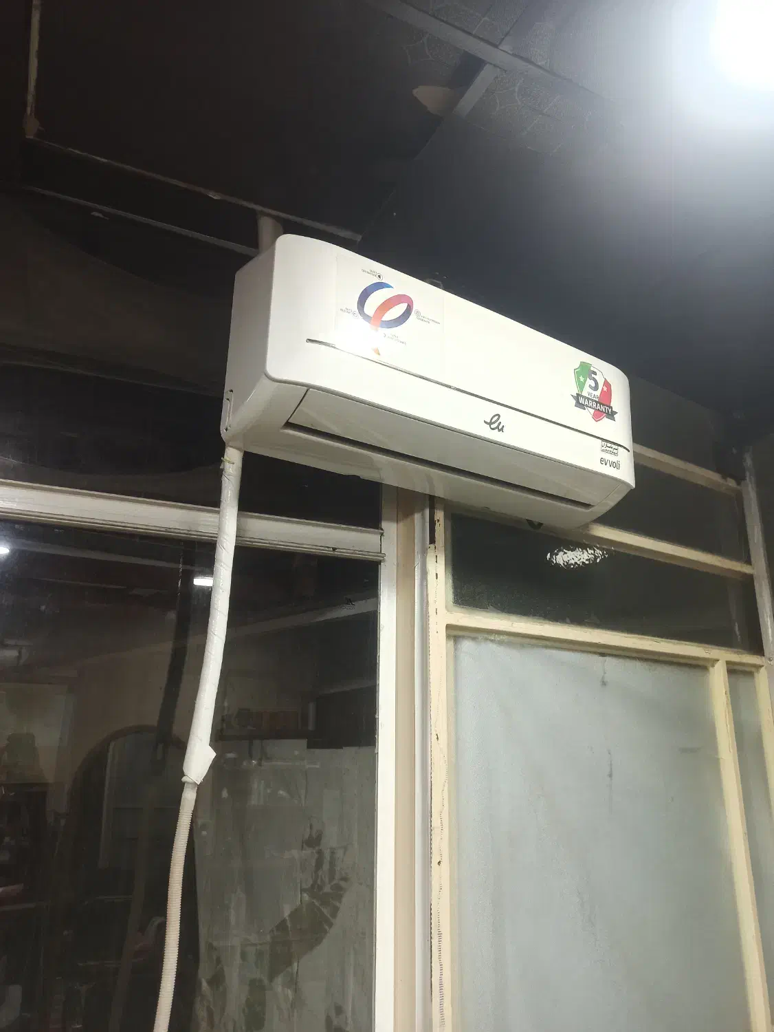 تابلو آرایشگاه با دکور و لوازم|آرایشگاه و سالنهای زیبایی|کوه چنار, |دیوار