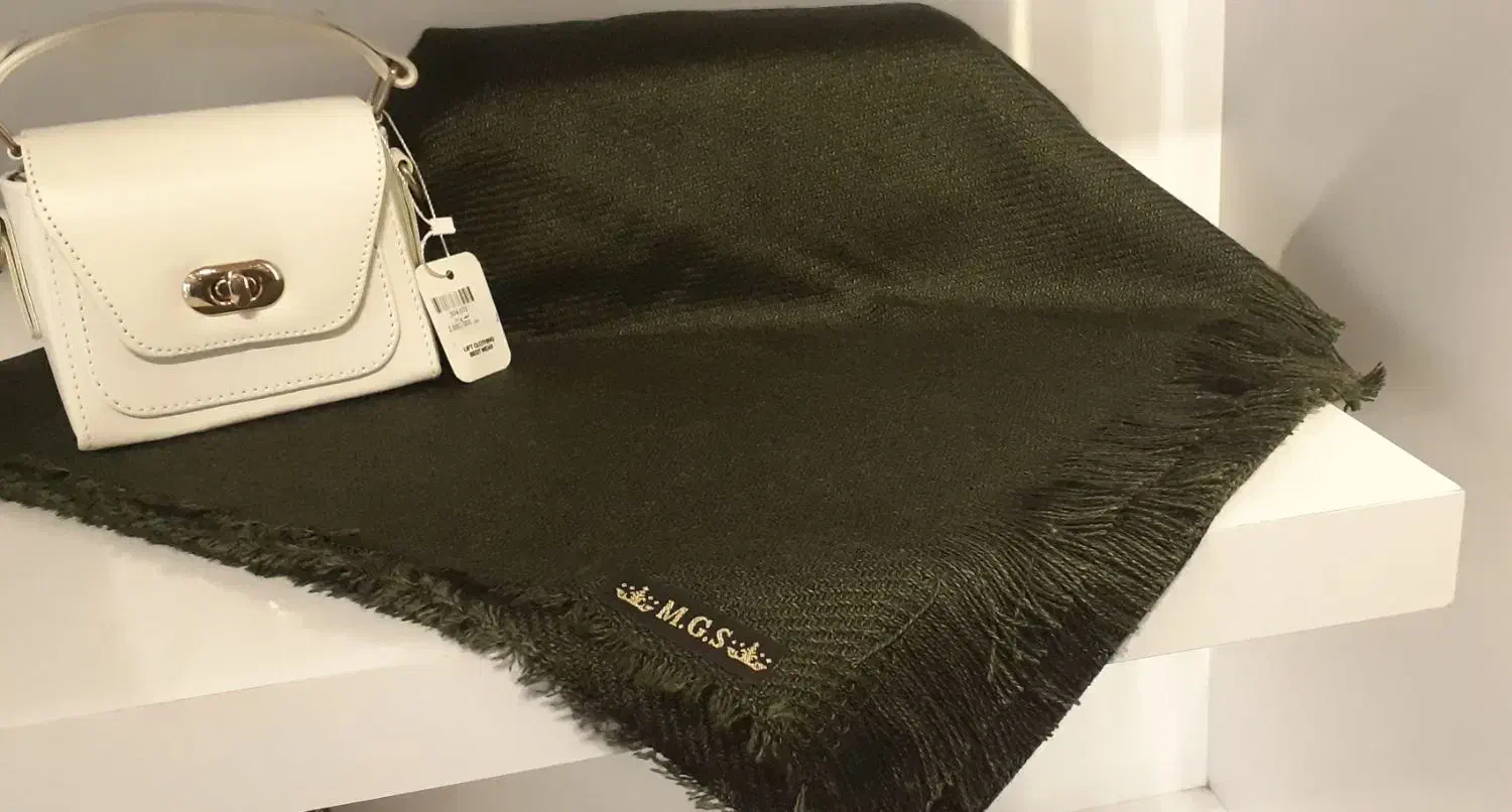 شال بافت ساده و لب ریش  bershka|لباس|کاشان, پا نخل|دیوار