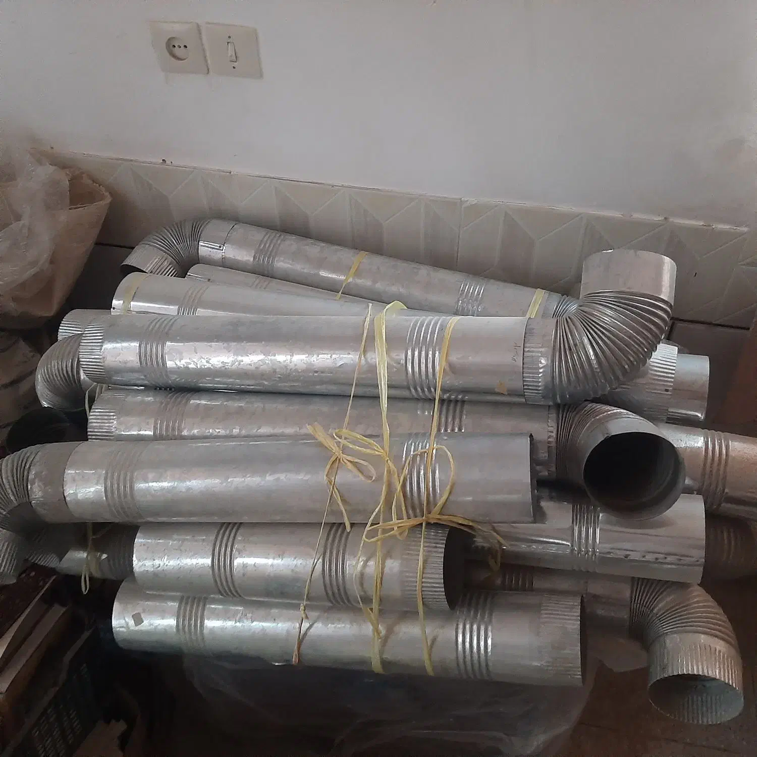 لوله بخاری و زانو|بخاری، هیتر، شومینه|شهرکرد, |دیوار