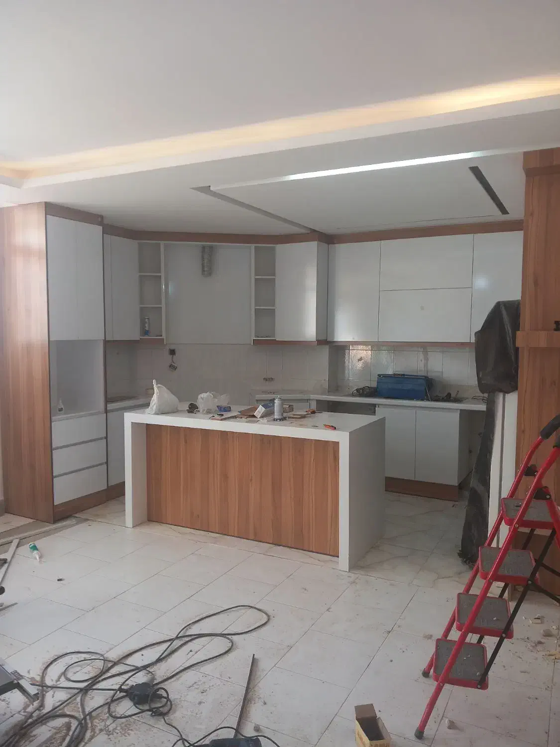 تعمیر و جابجایی کابینت ساخت نصب|خدمات پیشه و مهارت|اصفهان, همدانیان|دیوار