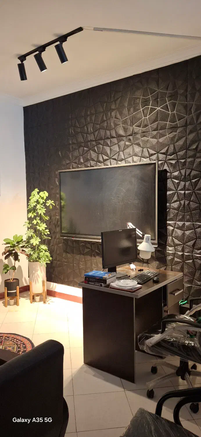 اجاره استودیو برای تدریس و تولید محتوا|اجارهٔ کوتاهمدت دفتر کار و فضای آموزشی|اردبیل, |دیوار