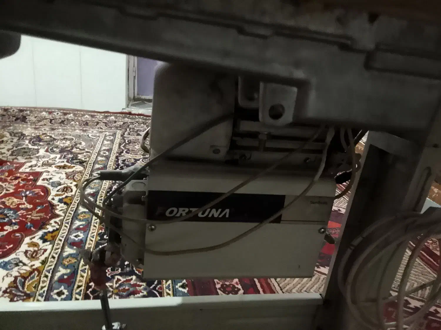 چرخ خیاطی صنعتی تمیز|چرخ خیاطی و ریسندگی|مراغه, |دیوار