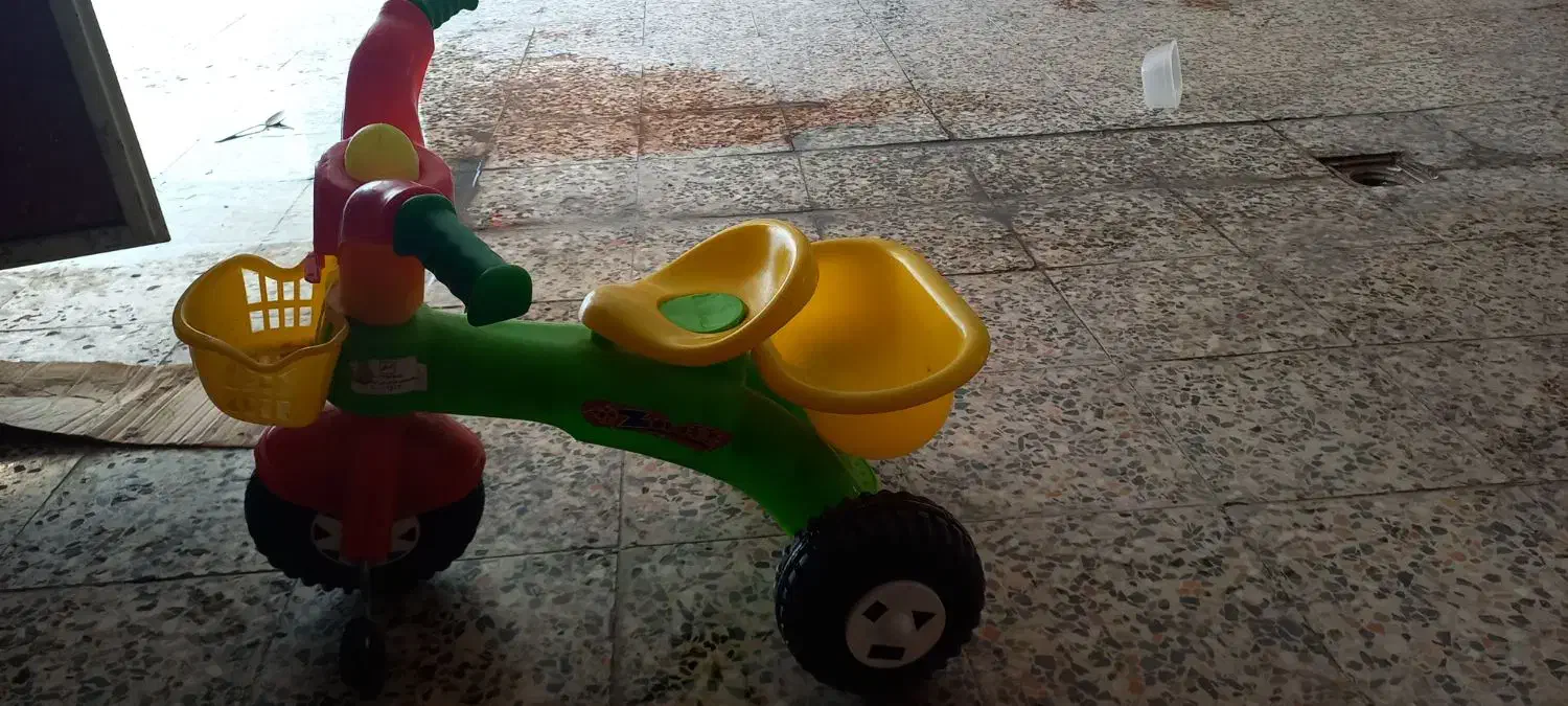 دوچرخه|دوچرخه، اسکیت، اسکوتر|رباطکریم, رباطکریم|دیوار