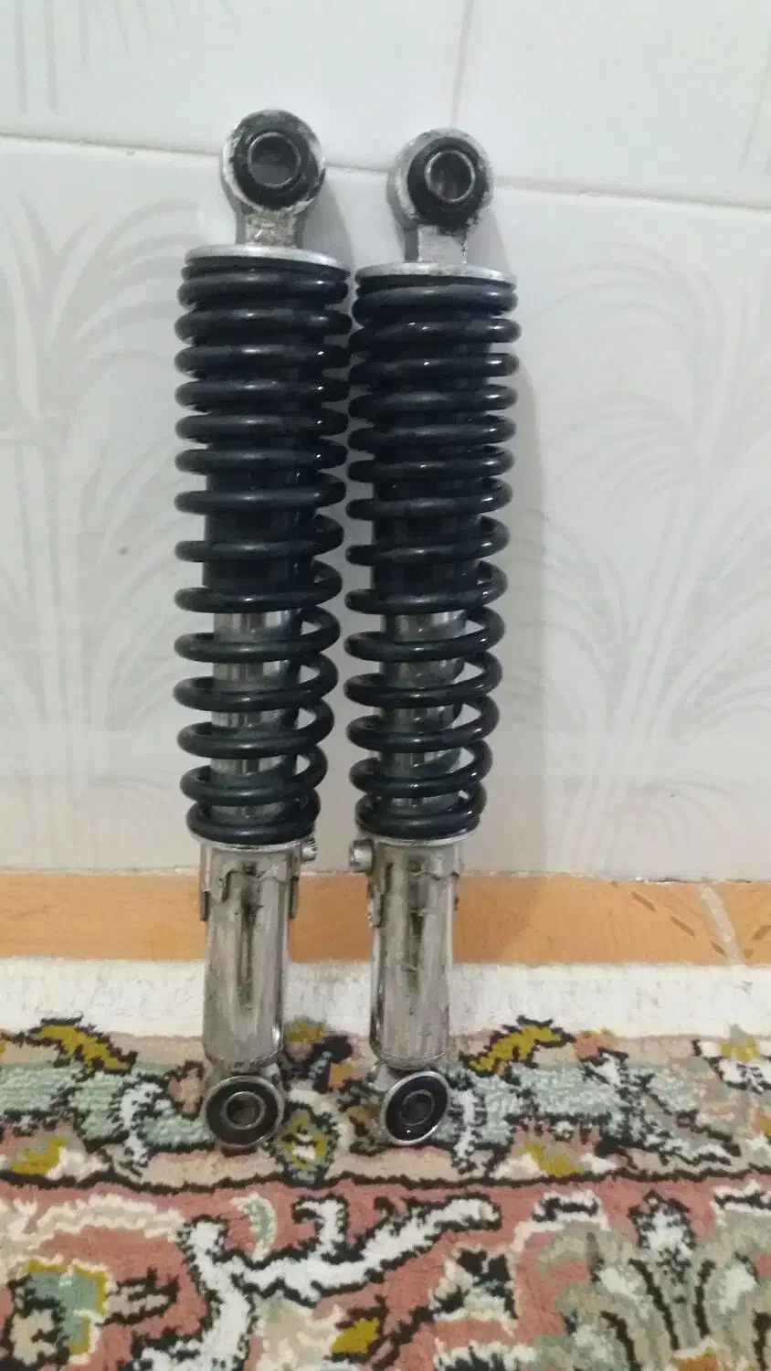 کمک عقب سی جی ال|قطعات یدکی و لوازم جانبی|سبزوار, مدرس|دیوار