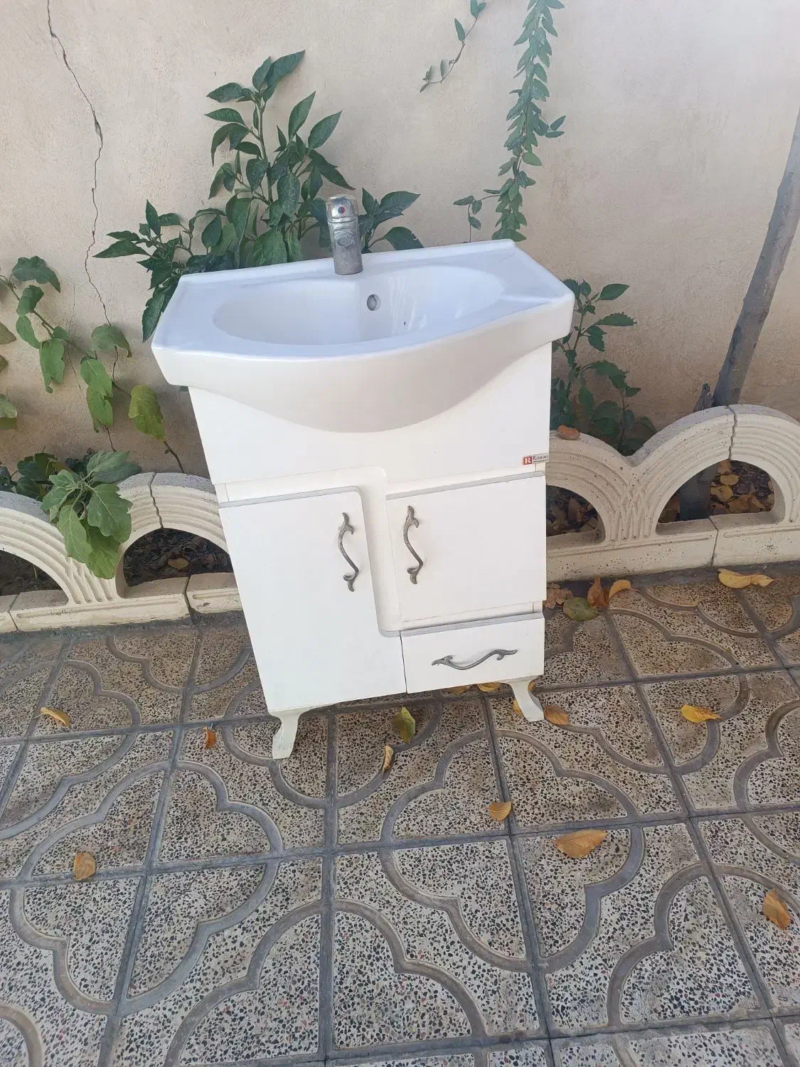 روشویی کابینتی با شیر|لوازم سرویس بهداشتی|دورود, |دیوار