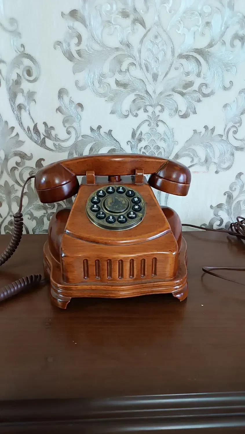 تلفن زیمنس رومیزی و چوبی آنتیک|تلفن رومیزی|آمل, |دیوار