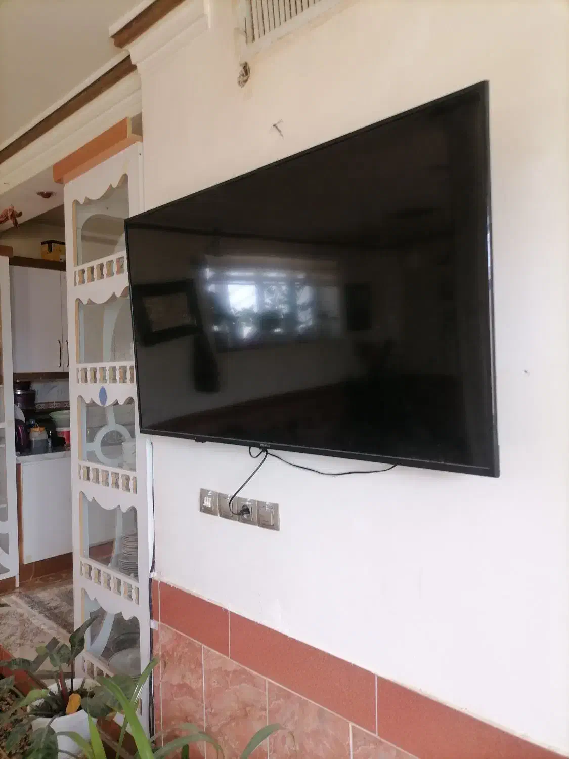 تلویزیون هایسنس55اینچ|تلویزیون و پروژکتور|بالا ولایت, |دیوار