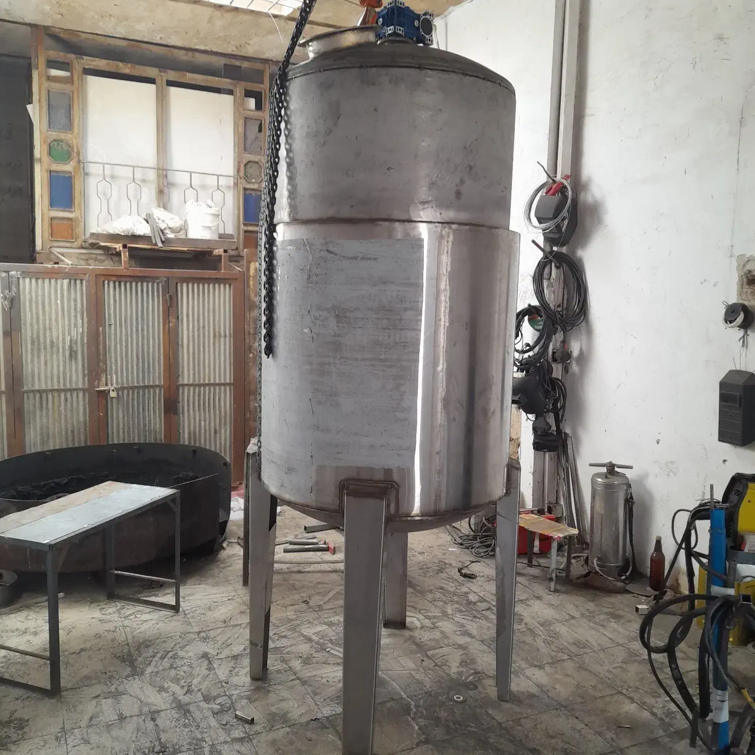 دیگ گلاب گیری صنعتی استیل|ماشین‌آلات صنعتی|کاشان, قطب راوندی|دیوار