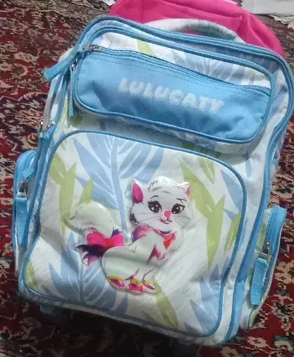 کیف مدرسه|کیف، کفش، کمربند|ورامین, ورامین|دیوار