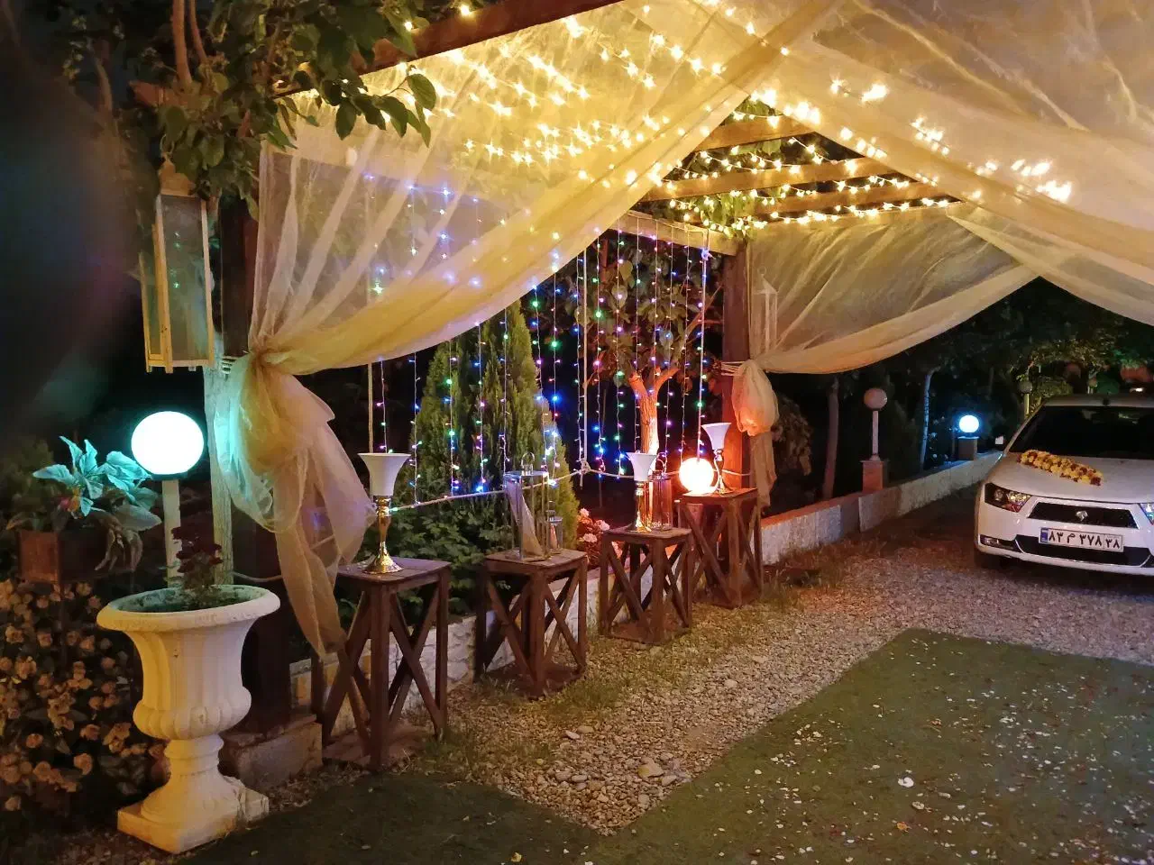 باغ تالار|خدمات پذیرایی، مراسم|چهارباغ, |دیوار