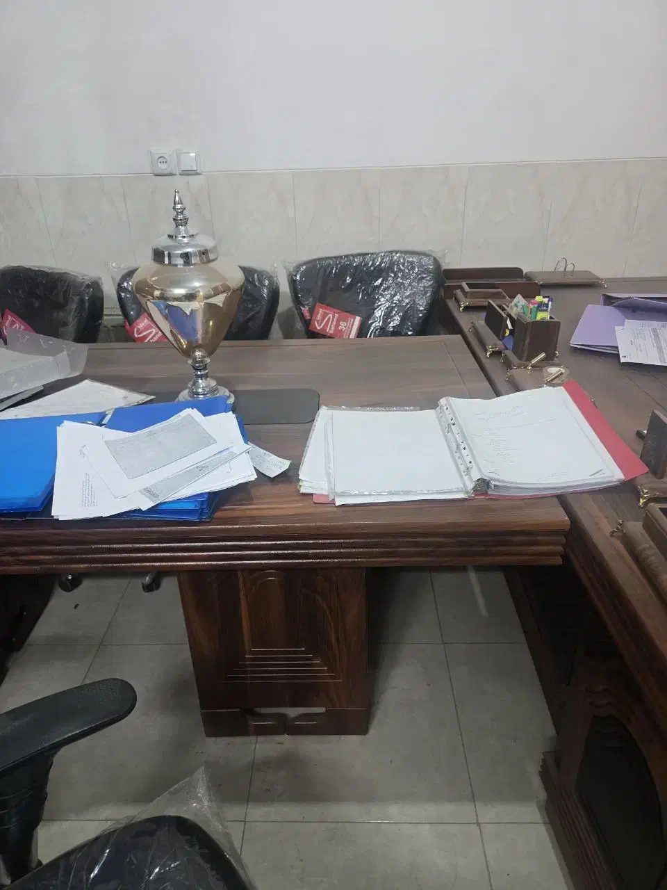 میز و صندلی اداری|مبلمان اداری|یزد, |دیوار