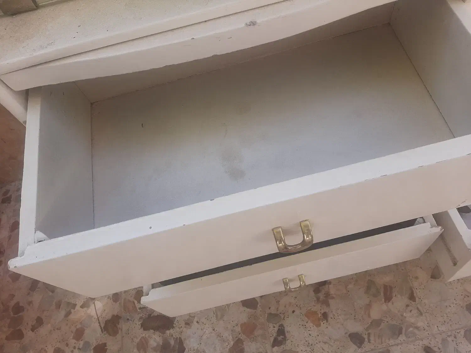 کمد لباسی|جاکفشی، کمد، دراور|شیراز, فرهنگ شهر|دیوار