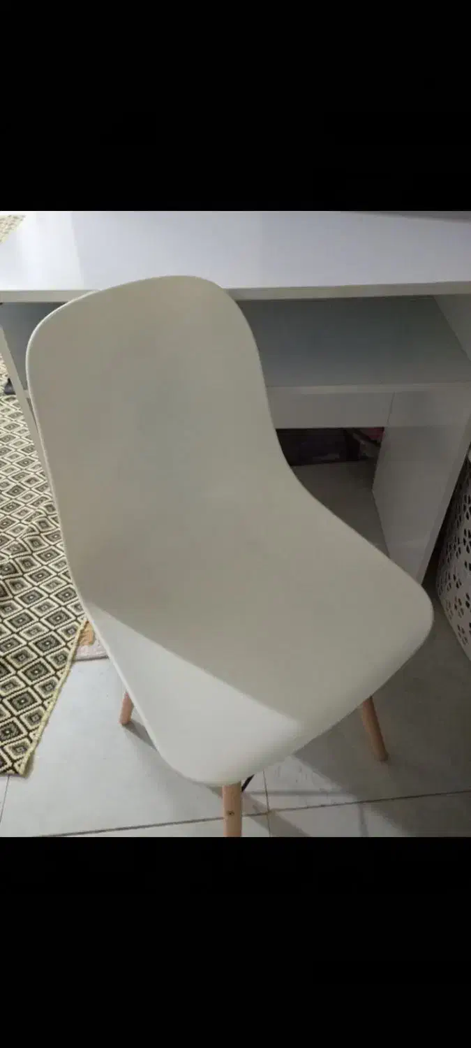 میز کامپیوتر یا میز تحریربه همراه صندلی|میز تحریر و کامپیوتر|رشت, سلیمانداراب|دیوار