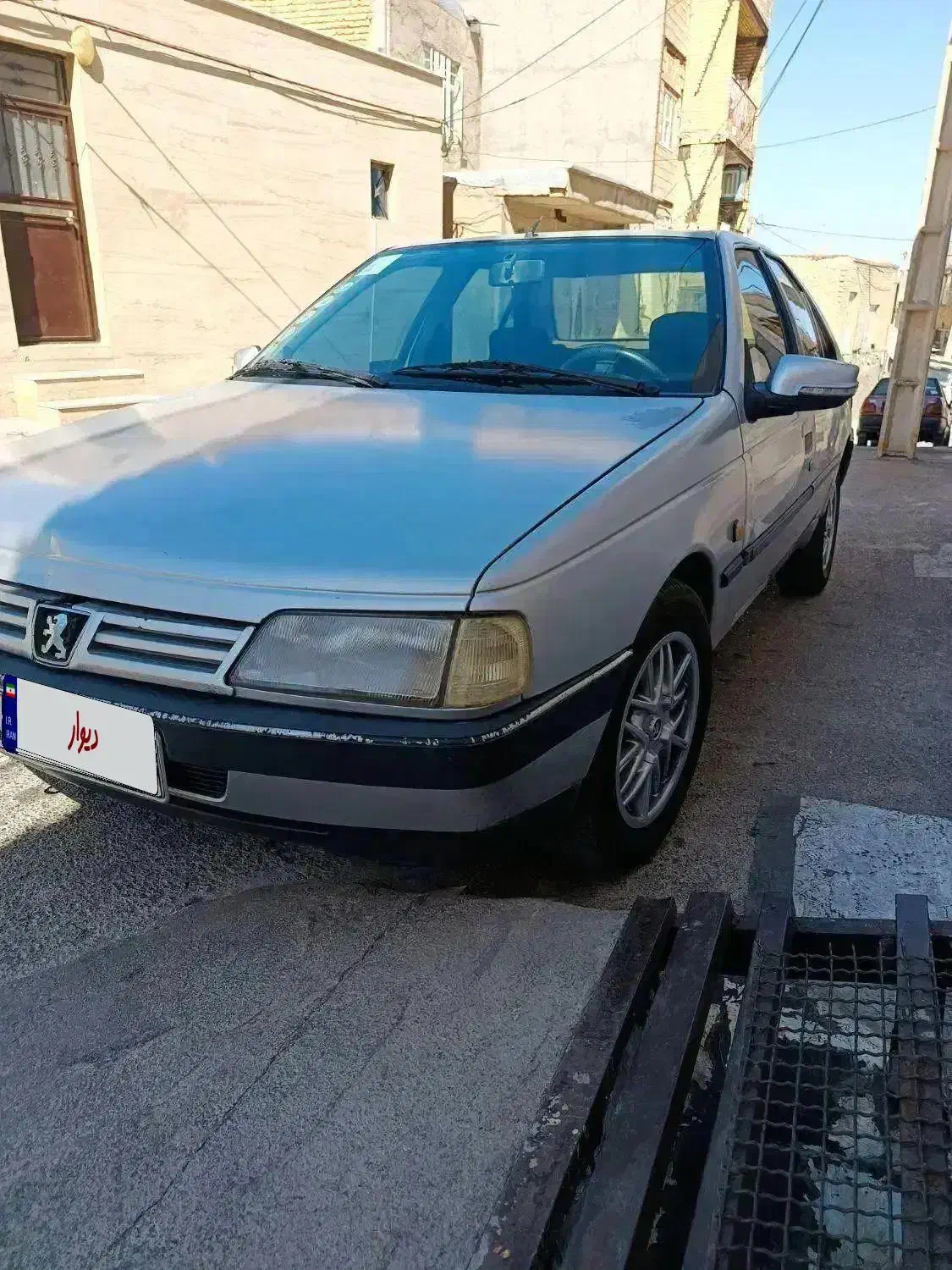 پژو ۴۰۵ دوگانه کارخانه مدل ۸۹|خودرو سواری و وانت|بیجار, |دیوار