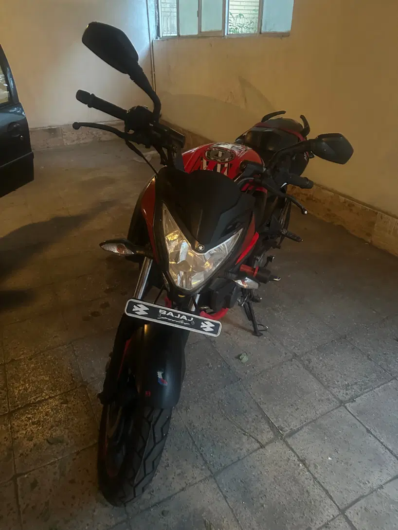 Ns 160 Bajaj|موتورسیکلت|تهران, فلسطین (میدان انقلاب)|دیوار
