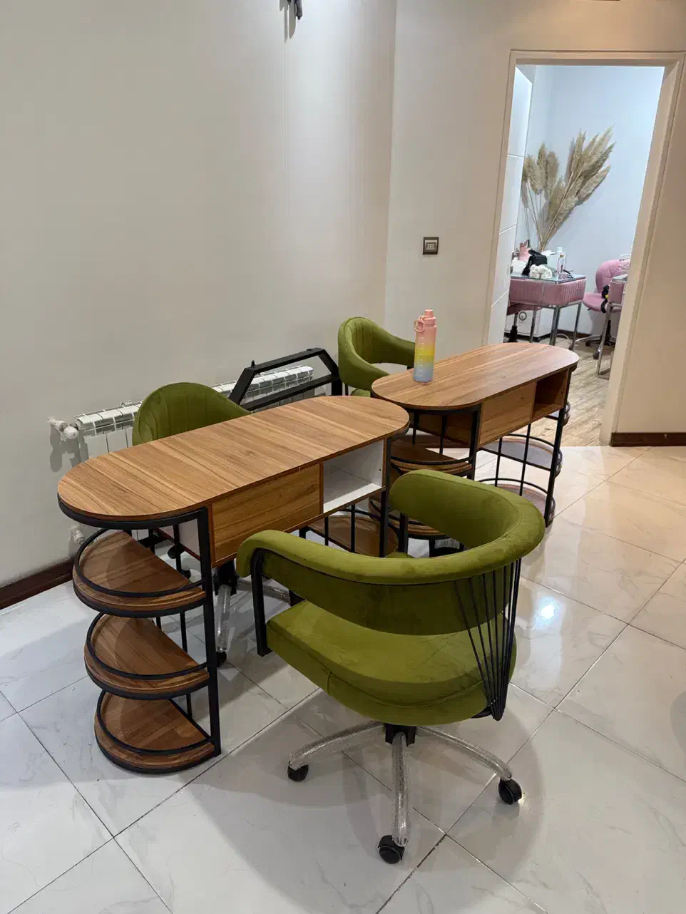 میرناخن هلالی۸صندلی پدالی کوپ۸ ترولی تخت تتو۹|آرایشگاه و سالنهای زیبایی|کرج, گلشهر|دیوار