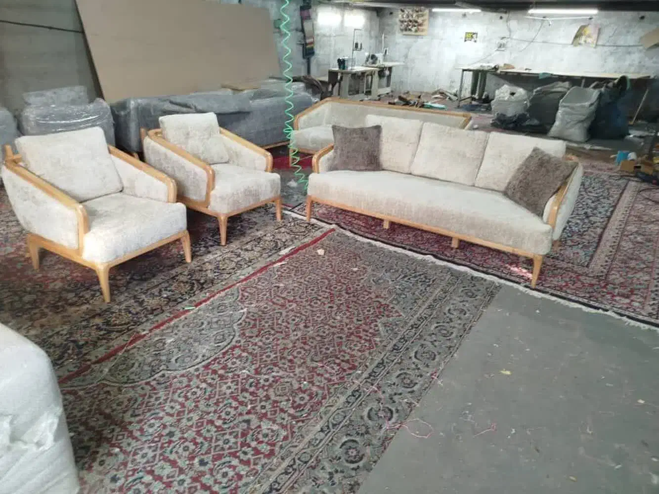 مبل هشت نفره دلاوران راحتی)|مبلمان خانگی و میز عسلی|زارچ, |دیوار