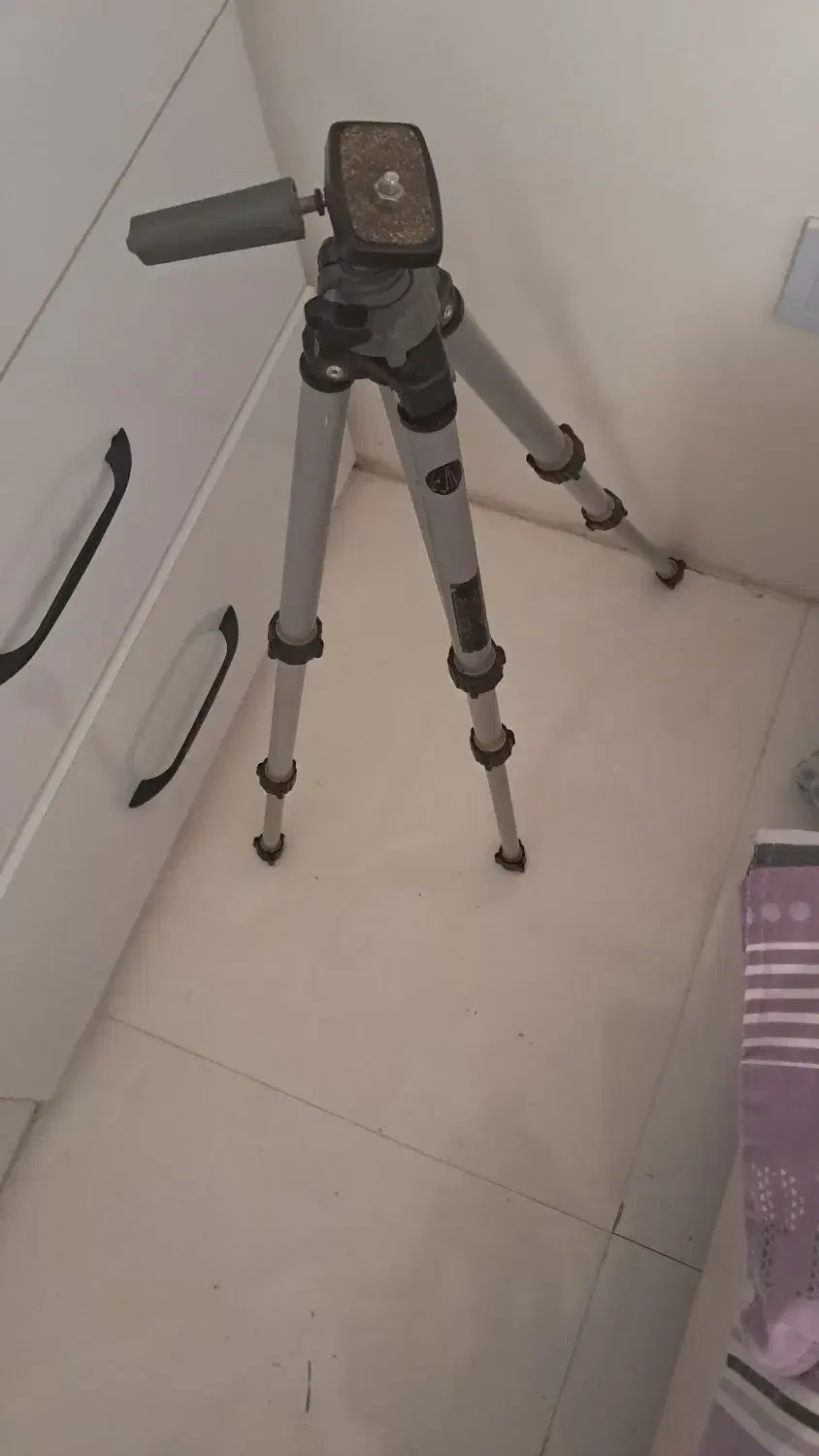 پایه دوربین|دوربین عکاسی و فیلمبرداری|مشهد, شهید معقول|دیوار