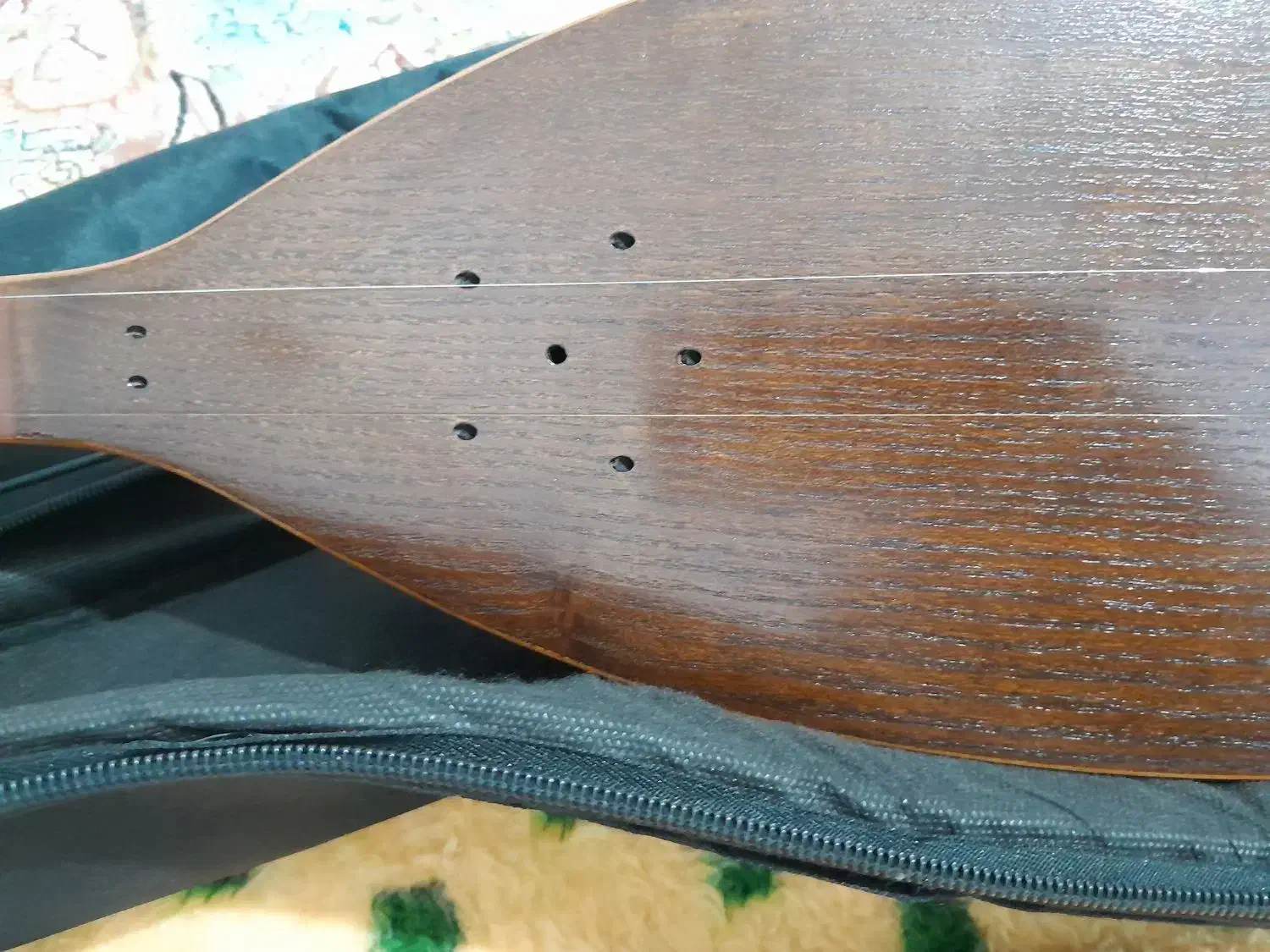 تنبور ساخت دست هنر همدان|سازهای سنتی|اسلامشهر, شهرک احمدیه|دیوار